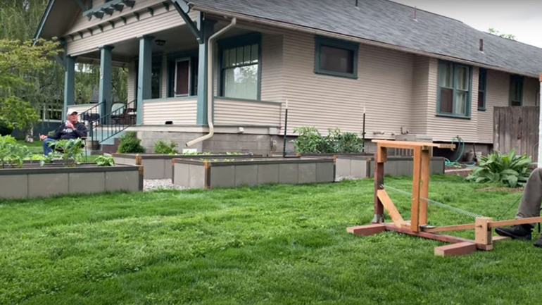 Κερνώντας μπύρες εν μέσω καραντίνας